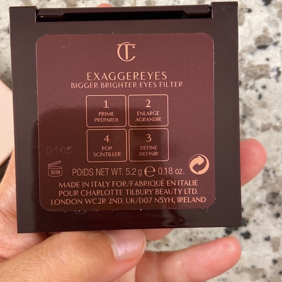 Charlotte tilbury eyeshadow quad - Picture 2 of 2